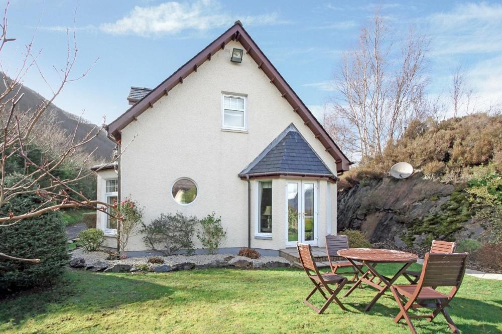 Dalcraig House B&B บัลลาคูลิช ภายนอก รูปภาพ